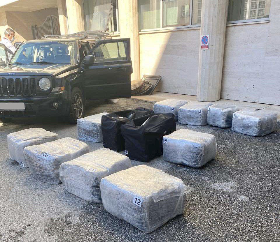 Uhapšen Podgoričanin: Policija mu u vozilu pronašla skoro 200kg droge