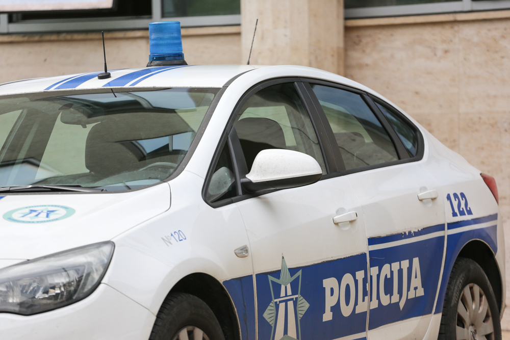 Akcija u Podgorici: Privedena dva policijska službenika