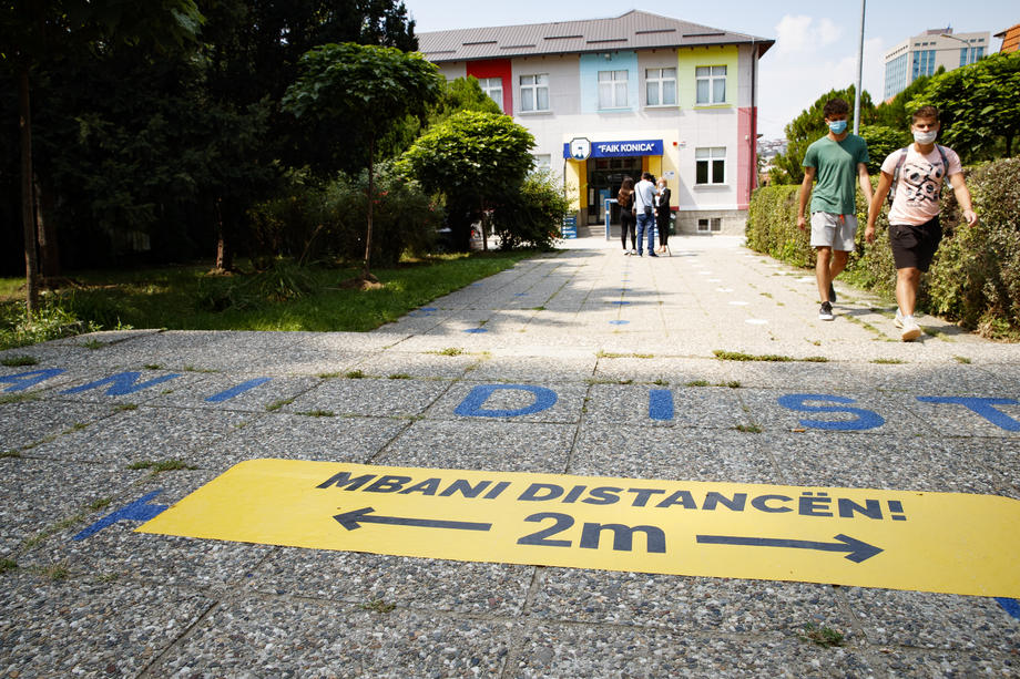 Na Kosovu 16 novozaraženih, preminula jedna osoba