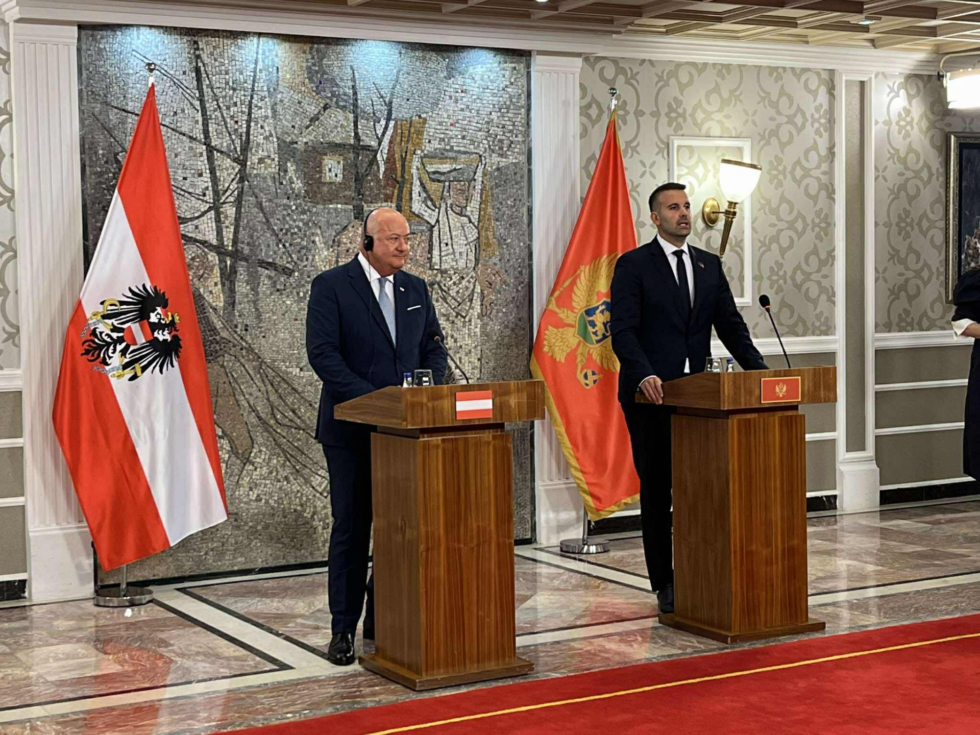 Spajić o požarima: Ovo prevazilazi naše mogućnosti, Austrija šalje pomoć Crnoj Gori, moguće i UAE