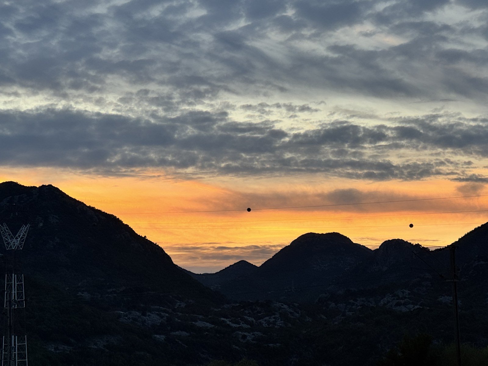 Vrijeme sjutra: Naoblačenje, mjestimično jaka kiša