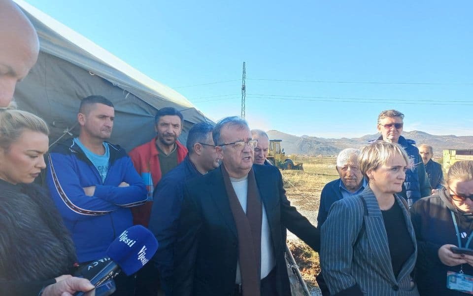 Mještani Botuna nadležne iz Glavnog grada i Vlade još jednom pozvali na dijalog