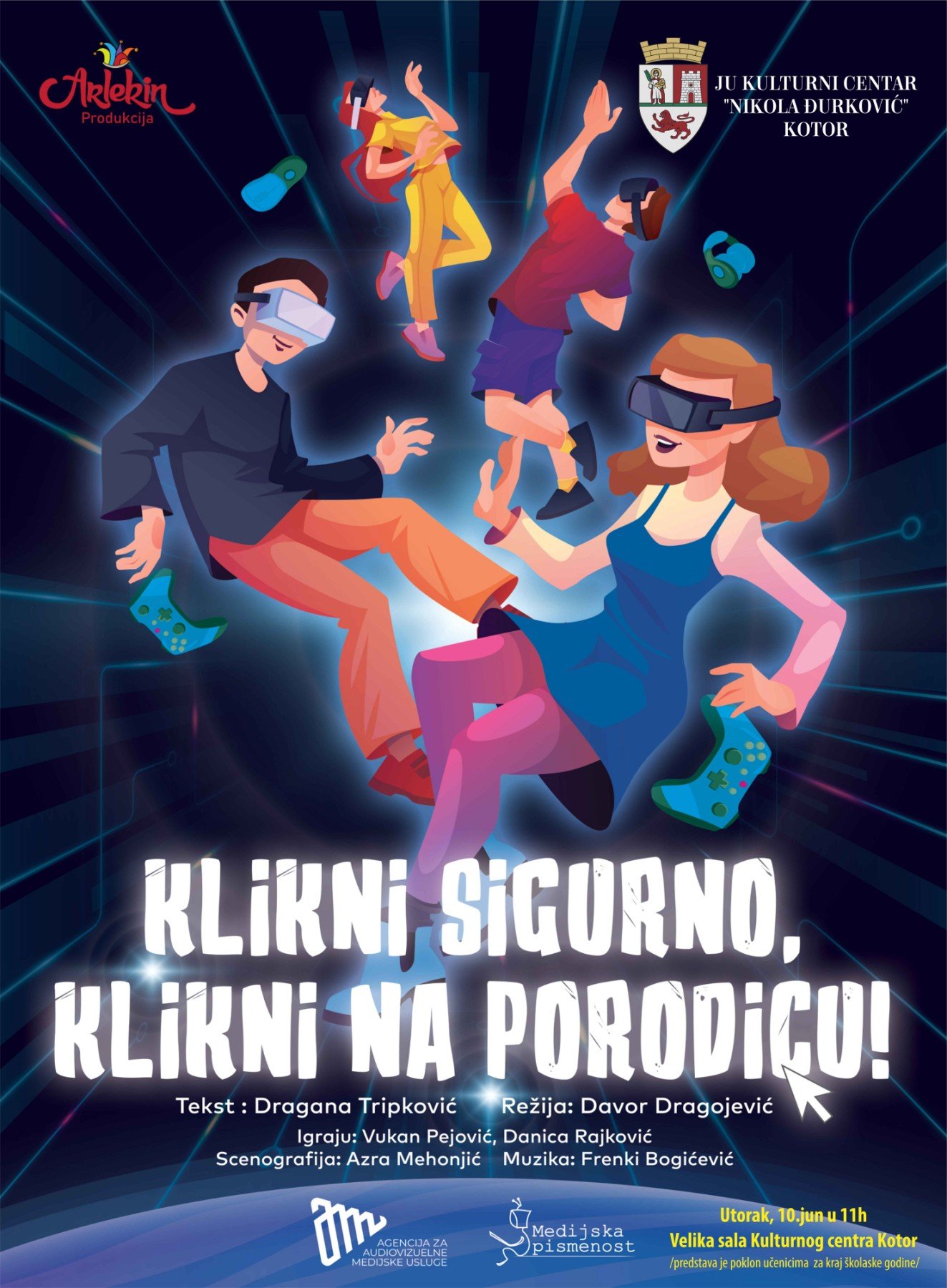 Predstava Klikni sigurno, klikni na porodicu u kotorskom Kulturnom centru