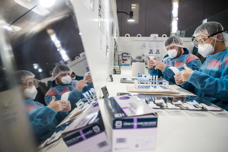 Najveća kovid laboratorija u Evropi analizira 800.000 testova dnevno