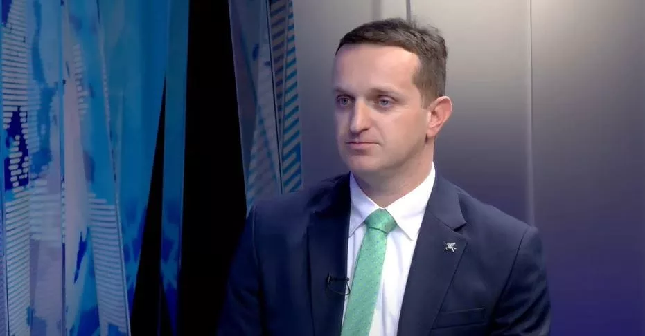 Đuričković  o Vučićevoj zahvalnici Mandiću: Dok god je živa politika trojca koji destabilizuje ovdje nema mira