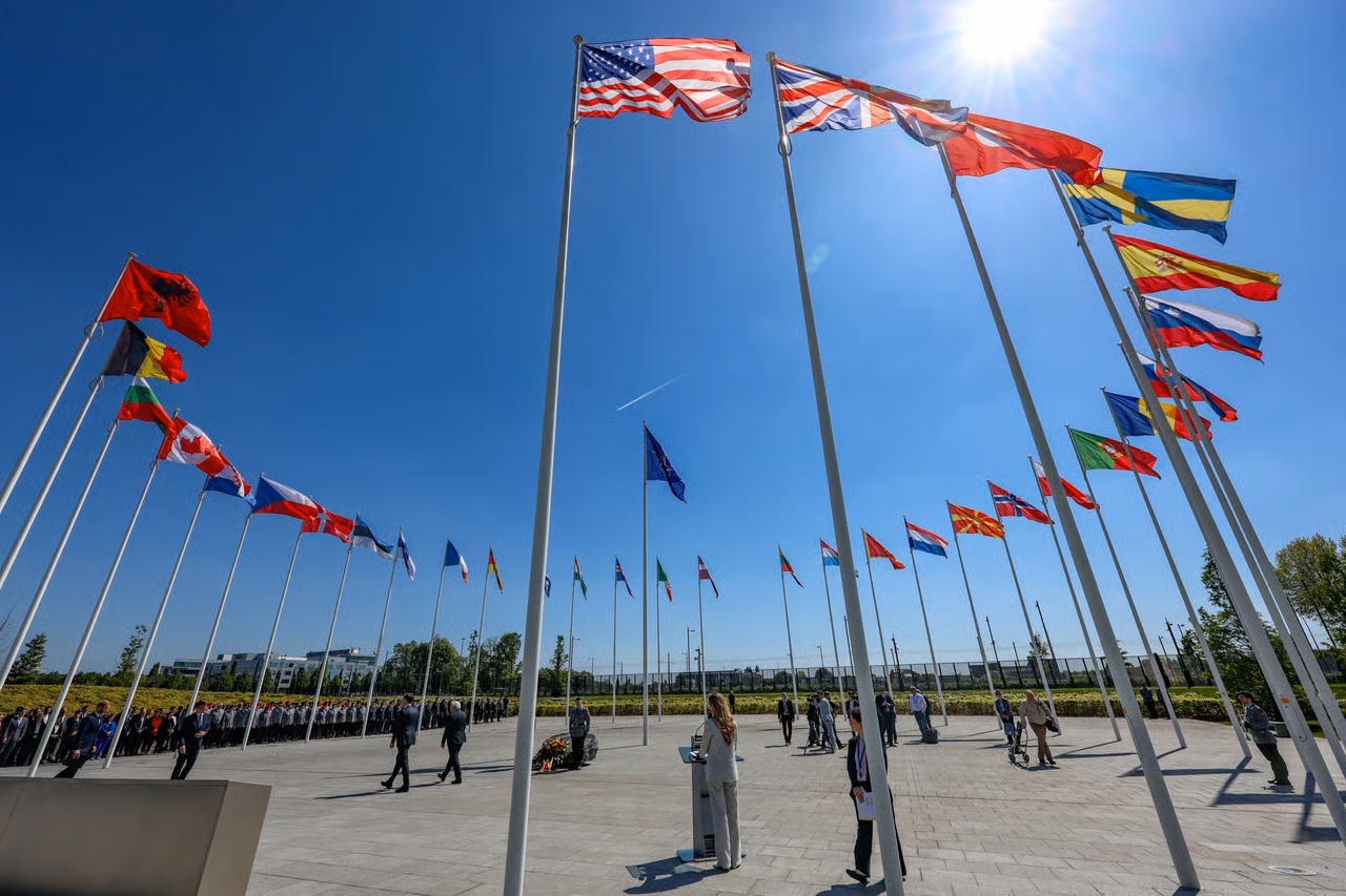 NATO u dilemi kako Zelenski može da dođe na samit, a da ne isprovocira Trampa