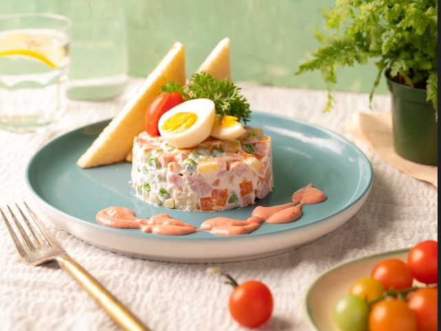 Recept za rusku salatu, neizbježnu za novogodišnje praznike