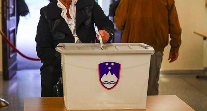 Građani Slovenije na referendumu glasaju o pomoći pri dobrovoljnom prekidu života