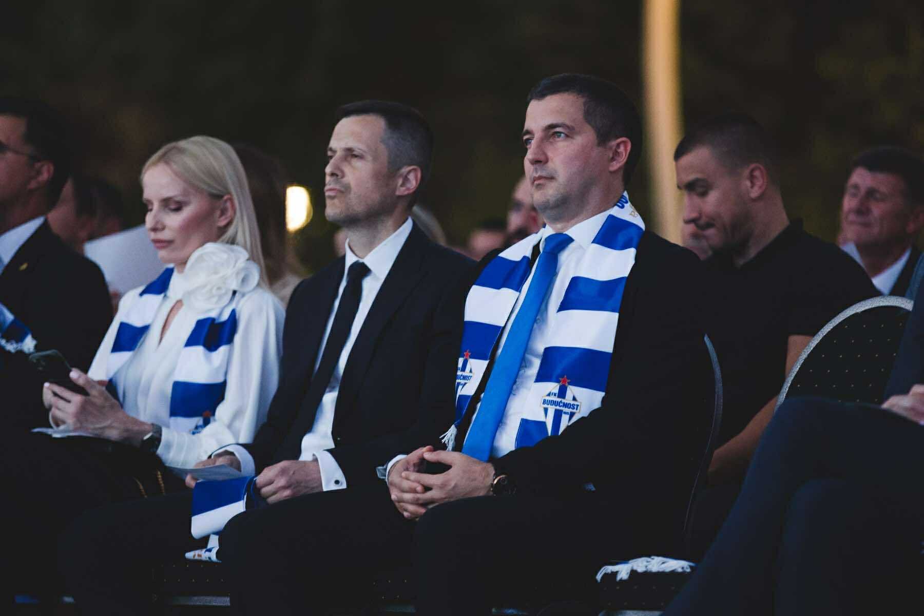 Budućnost nije vaša već vam je data