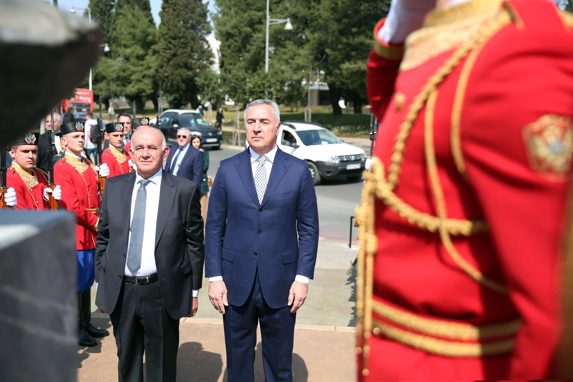 Đukanović i Partsos sjutra polažu vijenac na spomenik Vasu Brajoviću