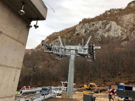 Postavljeni prvi elementi žičare prema Đalovića pećini