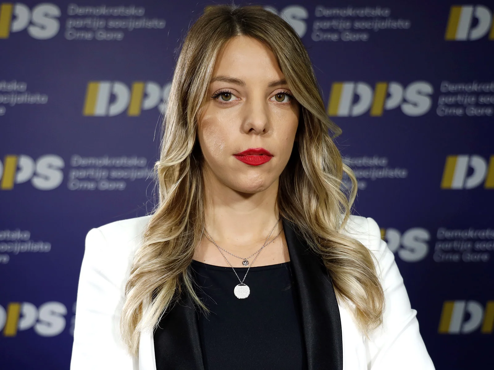 Aranitović: Gradonačelnica krije brojne primjere ugovora; Jedan je o angažmanu advokata u penziji uz nadoknadu od 1.400 eura