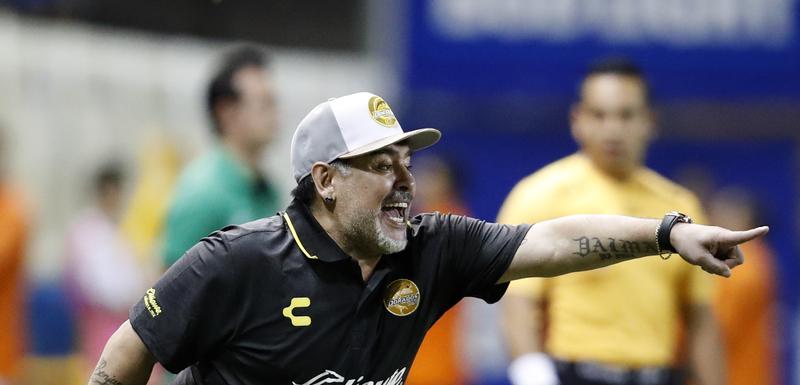 Maradona podnio ostavku