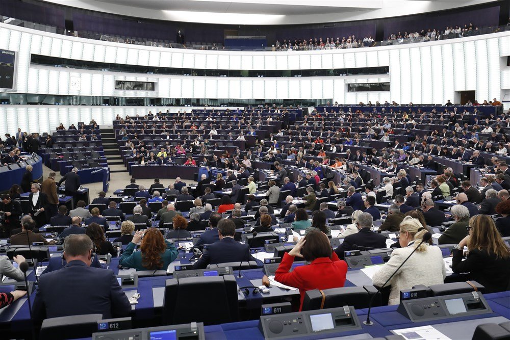 Europarlamentarci osudili miješanje SPC i usvojili izvještaj Šareca o Crnoj Gori