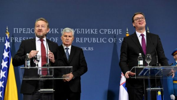 Zbog ukrštanja dvije imperijalne pretenzije – BiH, Crnoj Gori i Makedoniji se ne dozvoljava da same donose odluke