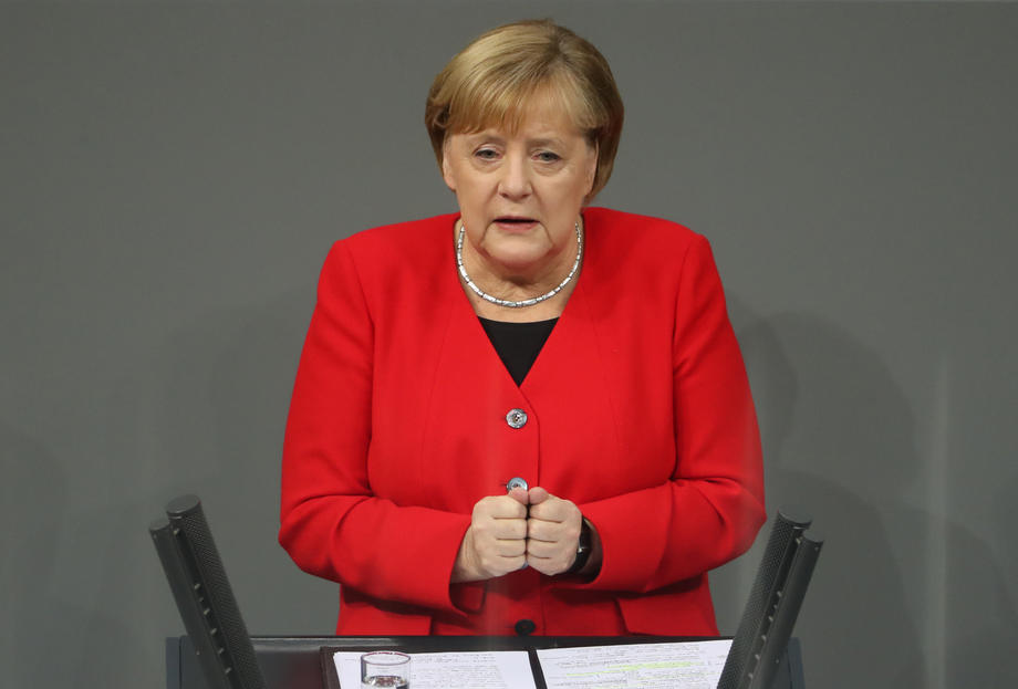 Merkel: Da bi Evropa preživjela njena ekonomija mora preživjeti