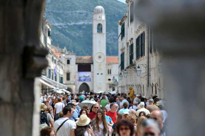 Dubrovnik znatno smanjuje posjete turista
