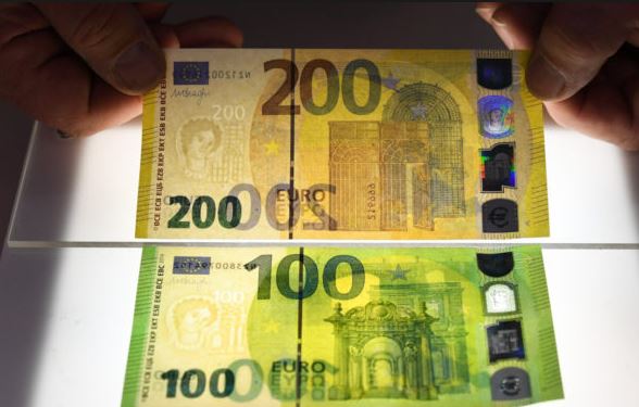Predstavili novi izgled novčanica od 100 i 200 eura