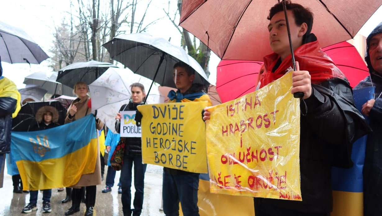 Šetnja za Ukrajinu danas na Cetinju: "Dva ipo mjeseca ruskog zločinačkog pohoda"