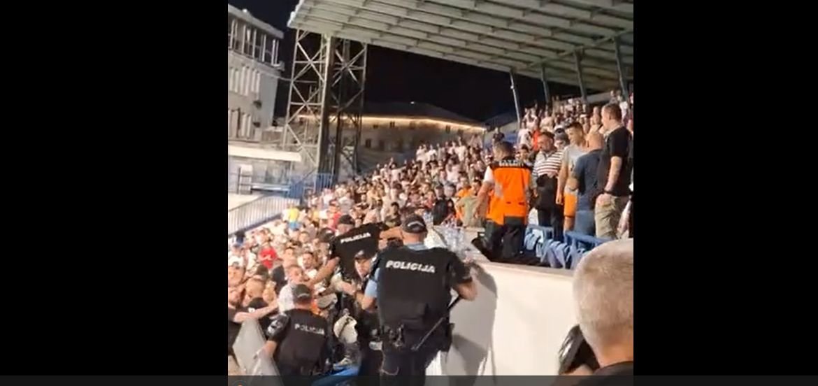 Varvari napali Upravu Budućnosti, intervenisala policija