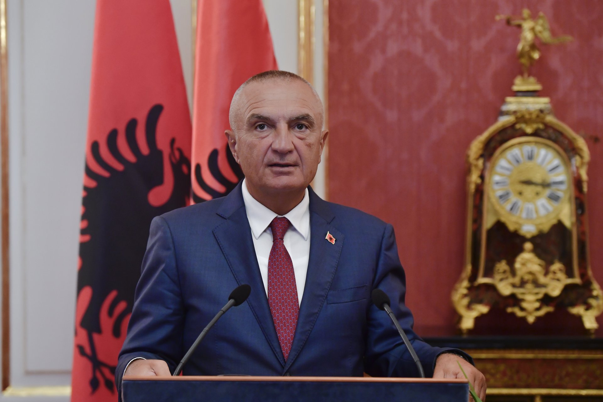 Bivši predsjednik Albanije Iljir Meta optužen za korupciju i pranje novca