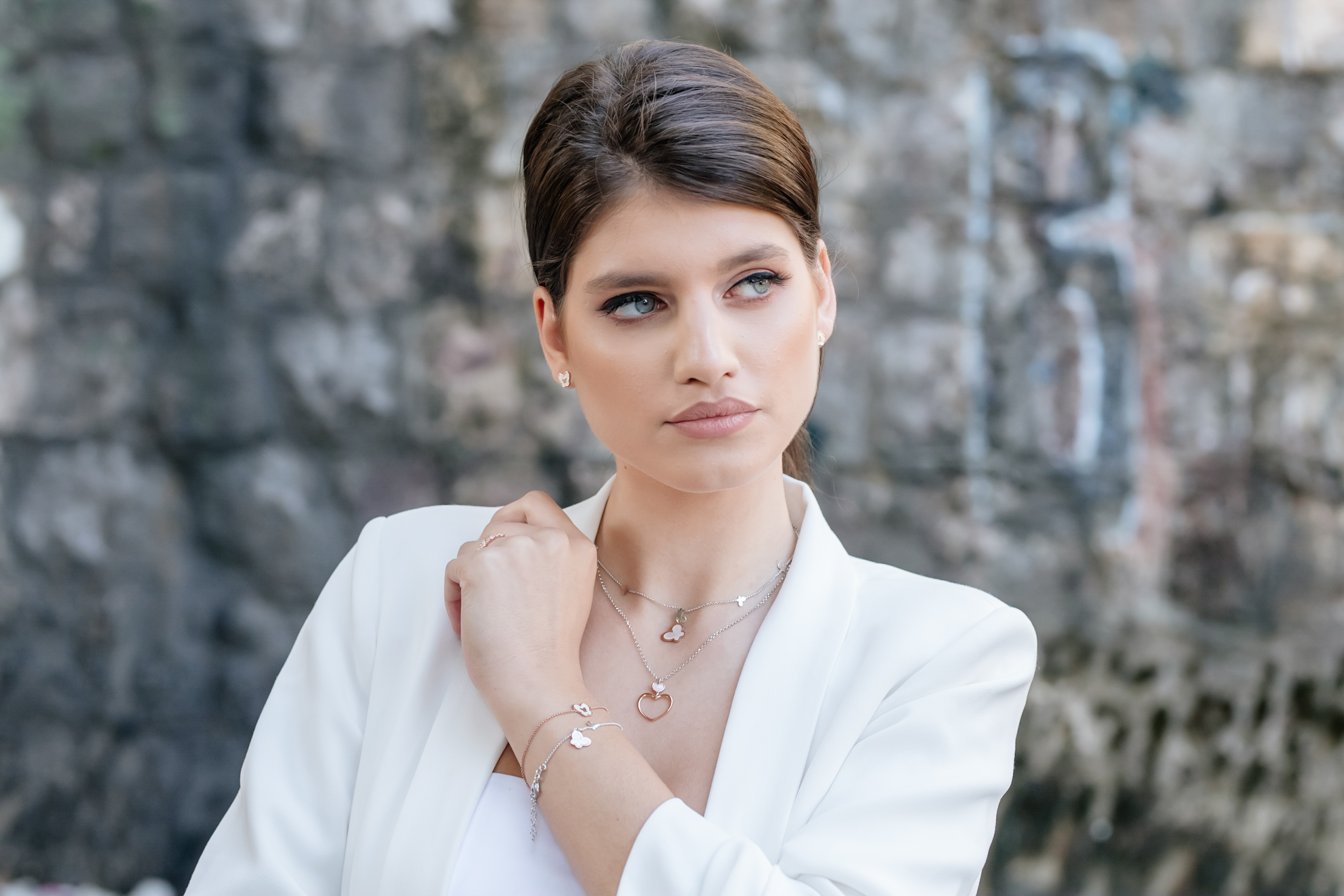 Antena M i Silver Gift Jewelry&Watches nagrađuju, dobitnica Maša Rakočević