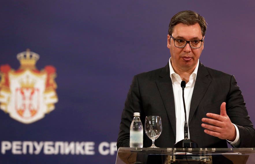 Vučić: Broj potencijalno zaraženih raste za 40.000 zbog okupljenih građana