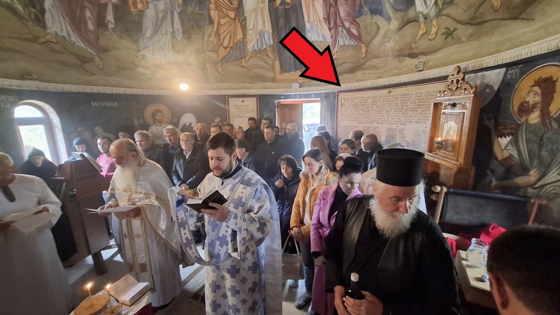 Falsifikovanje istorije u Kosijerevu, „u vrijeme preosvećenog episkopa budimljansko-nikšićkog g. Joanikija (Mićovića)”. U drugoj polovini oktobra 1944. na Grahovu jedinice 6. crnogorske i 10. crnogorske brigade — potukle i u tom mjestu združene snage Hitlerova Vehrmachta i Đurišićevih četnika