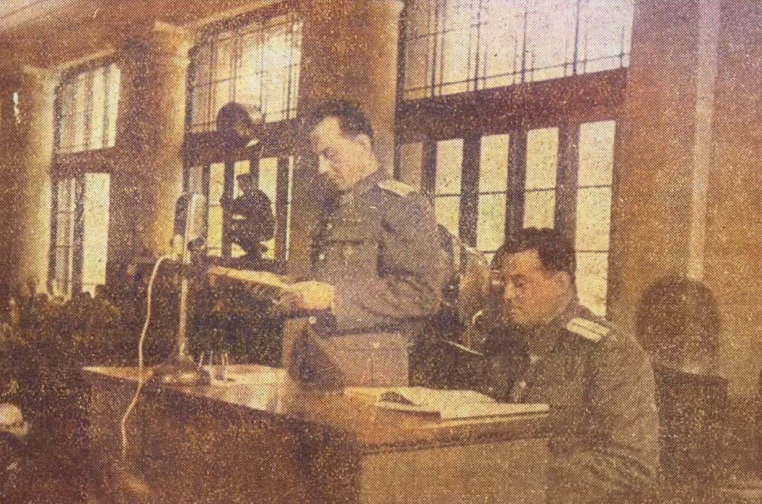Tužilac MILOŠ MINIĆ: Počev od vaše vrhovne komande, od dva vaša najbliža saradnika pa naniže, svi su sarađivali sa okupatorom? - Mihailović: Oni su me izneverili svi