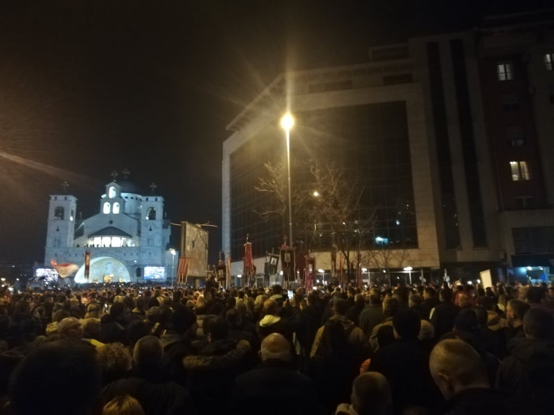 Litije u više gradova: U Podgorici se orilo "Ne damo svetinje" i "Crna Gora i Srbija to je jedna familija"