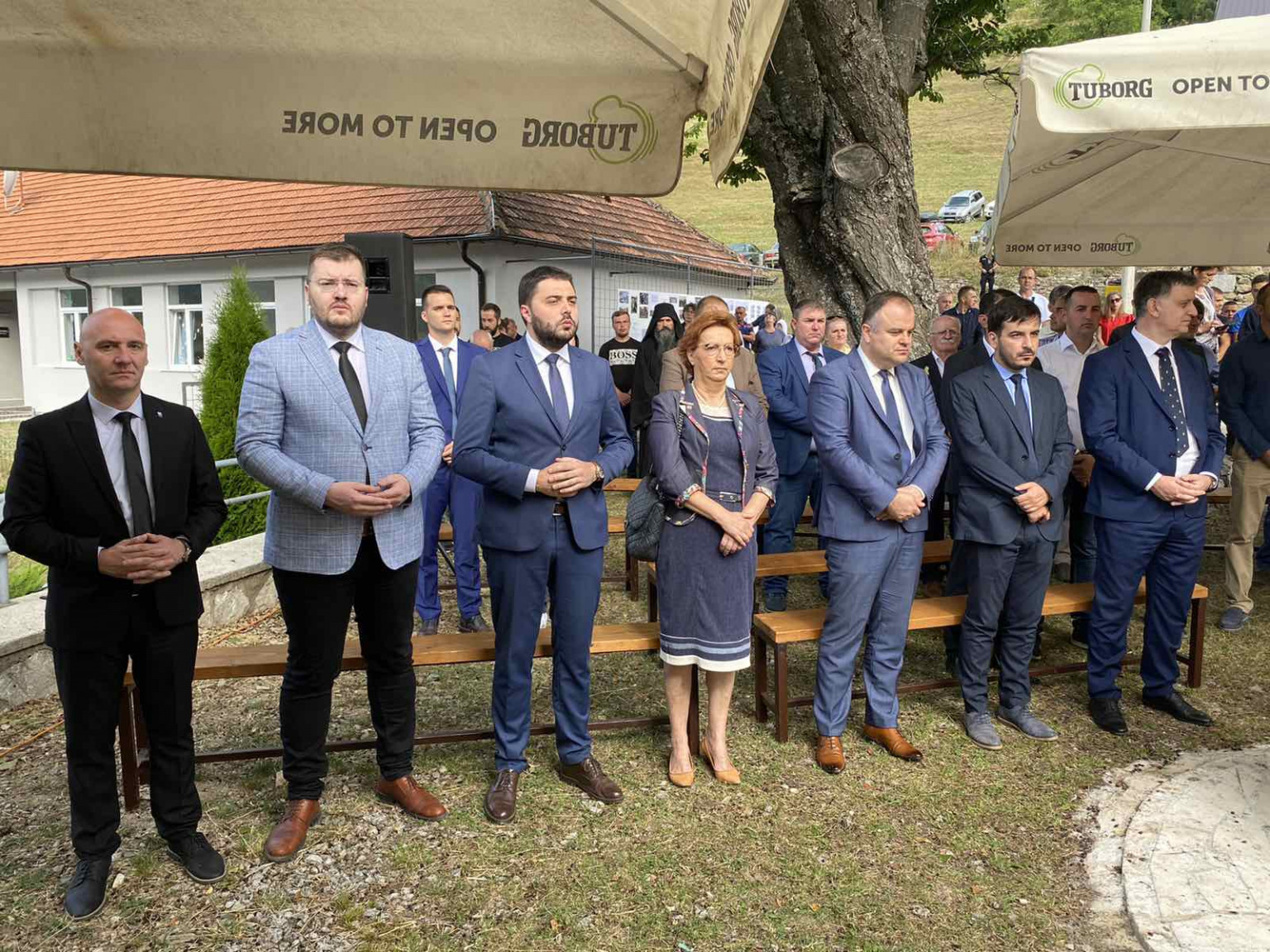 Delegacija Demokratske Crne Gore položila vijenac žrtvama zločina u Velici