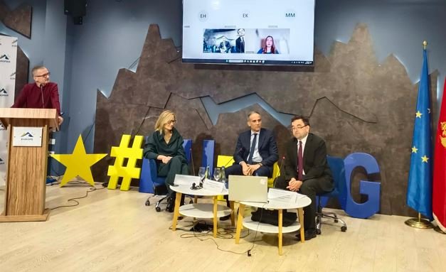 Ambasada Češke u Podgorici obilježila Međunarodni dan ljudskih prava