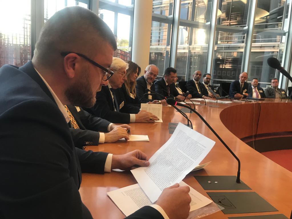 Batrićević u Bundestagu govorio o Crnoj Gori s njemačkim poslanicima