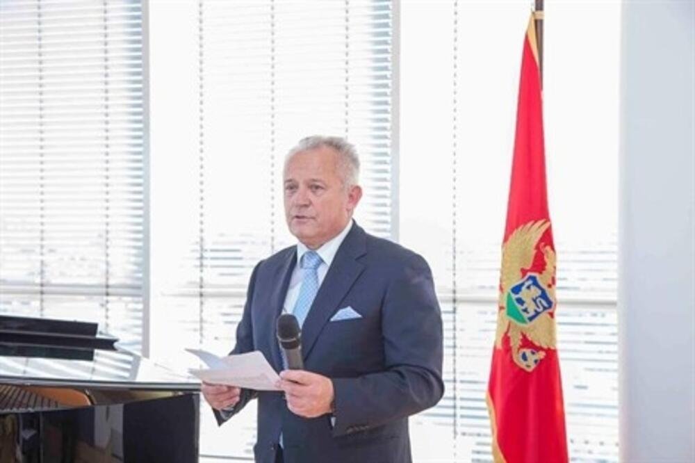 Perović: Rektor Božović već deset godina ključna ličnost u preoblikovanju Crne Gore