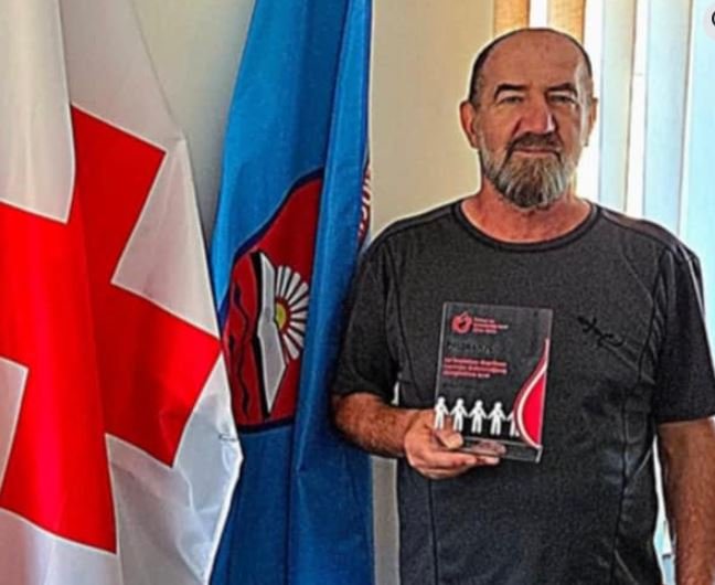 Priznanje za predsjednika Kluba dobrovoljnih davalaca krvi Vlada Tomovića