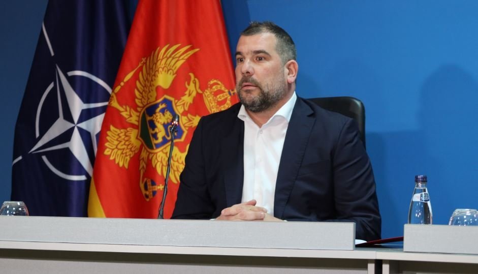 Grupa NVO i građanski aktivisti poručili: Krapović direktno prekršio zakon i obaveze institucije koju vodi