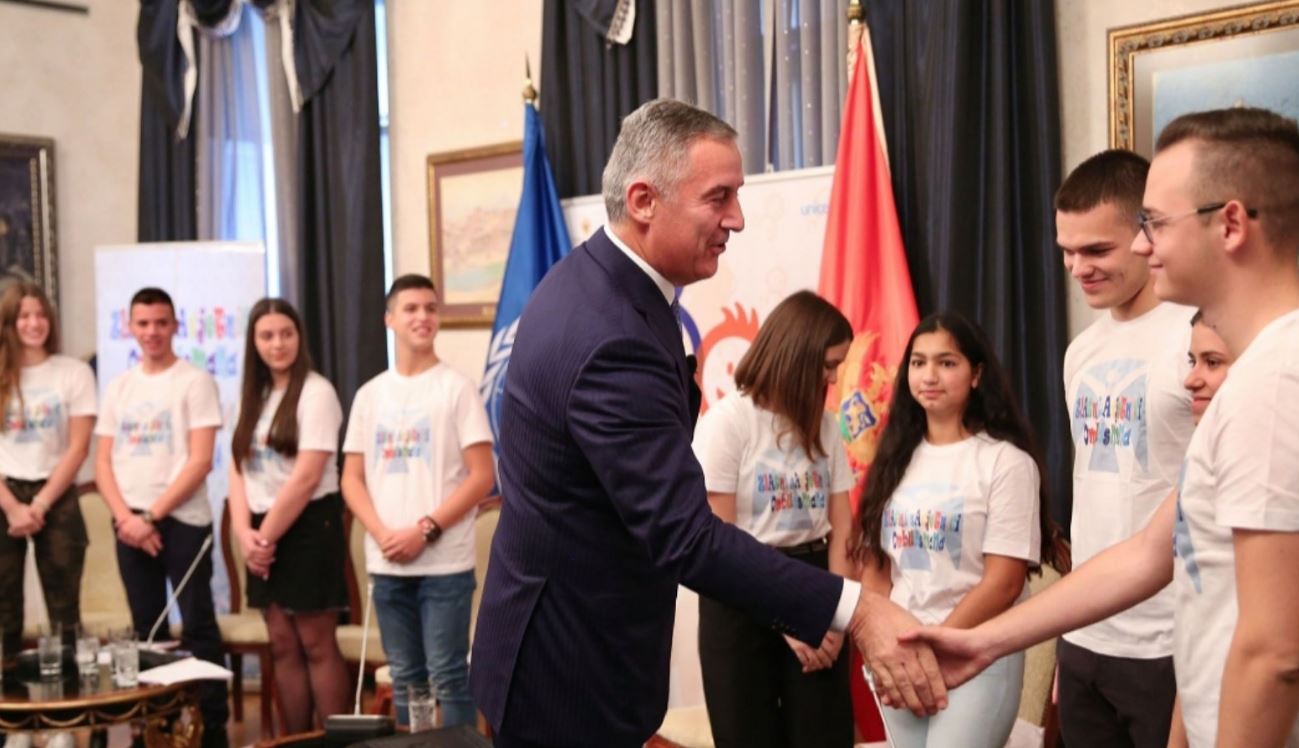 Đukanović: Pridružujem se mladima za pravedniju Crnu Goru