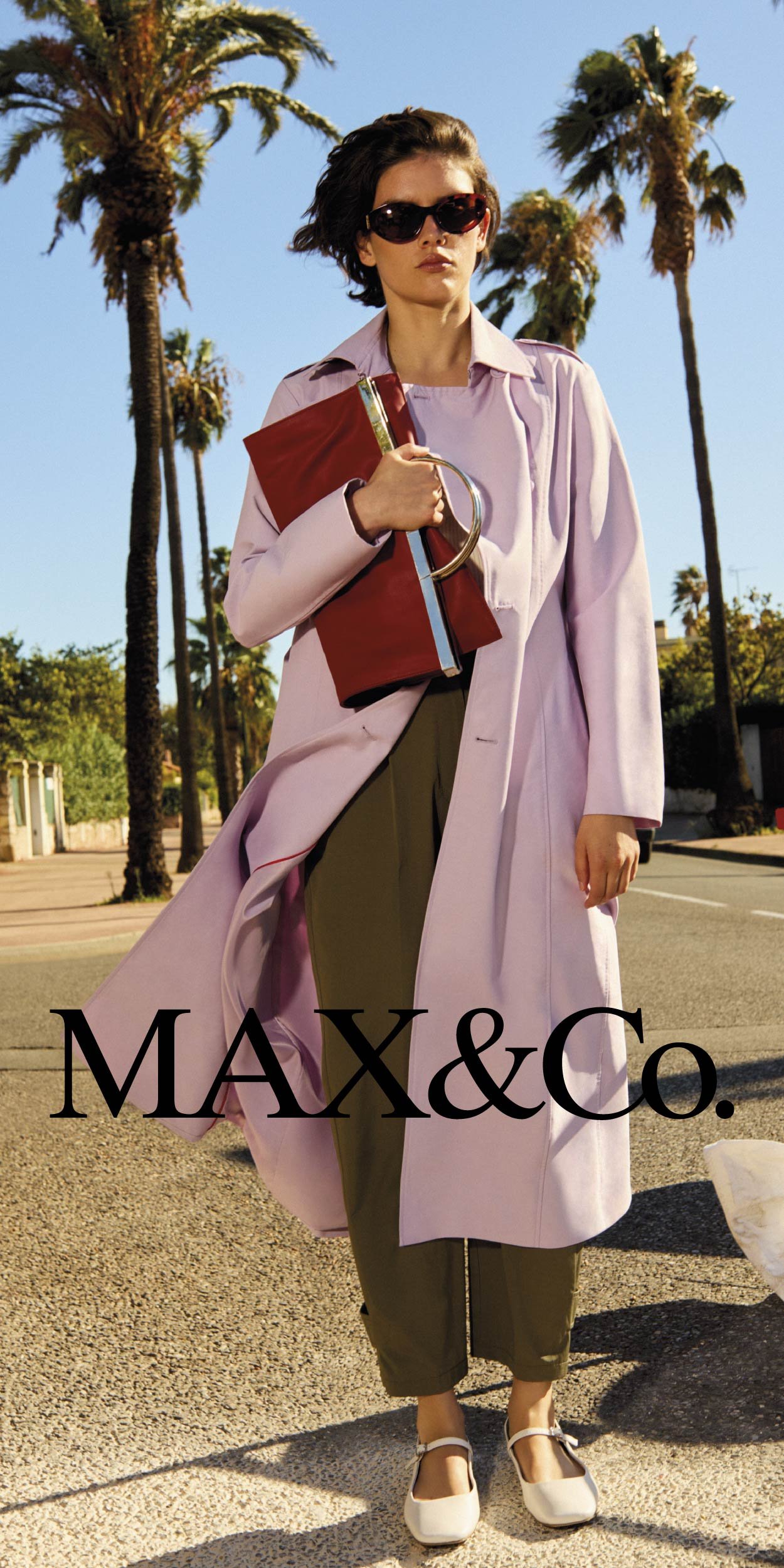 MAX & CO