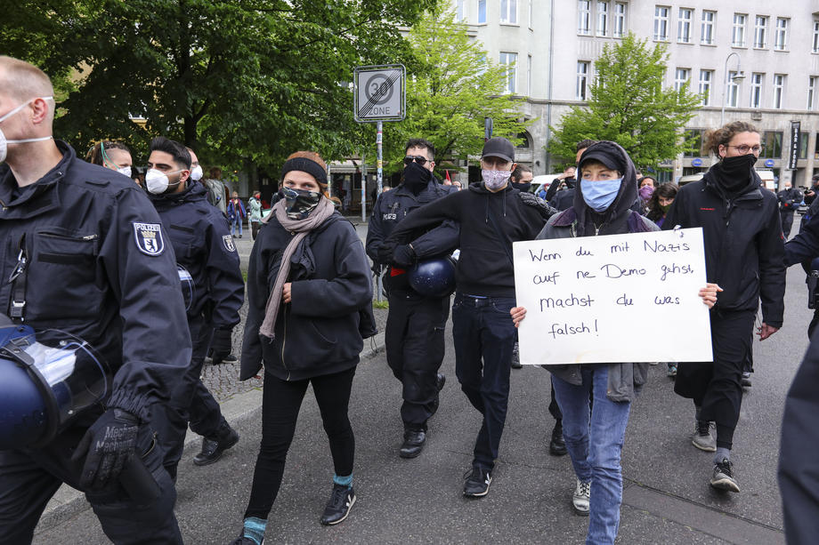 Protesti širom Njemačke, policija upotrijebila suzavac