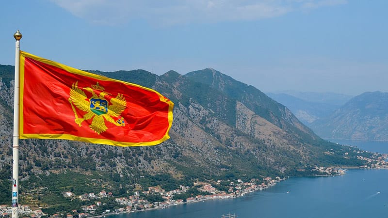 MALJEM PO CRNOJ GORI - NEGO ŠTO