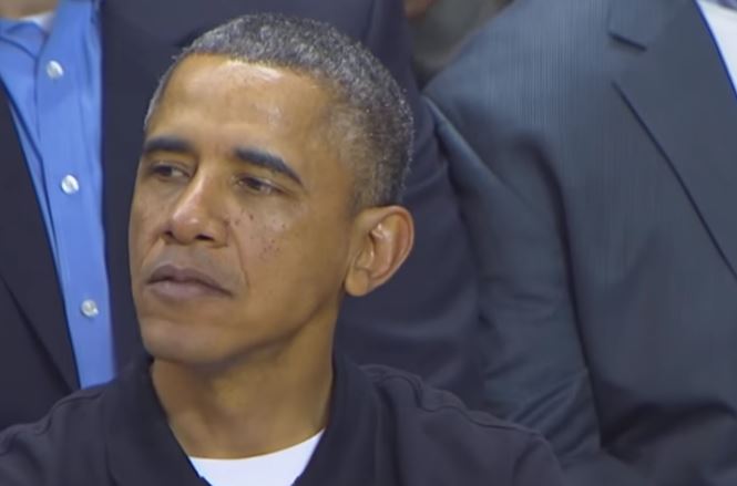 Košarkaški dres Baraka Obame prodat za 120.000 dolara