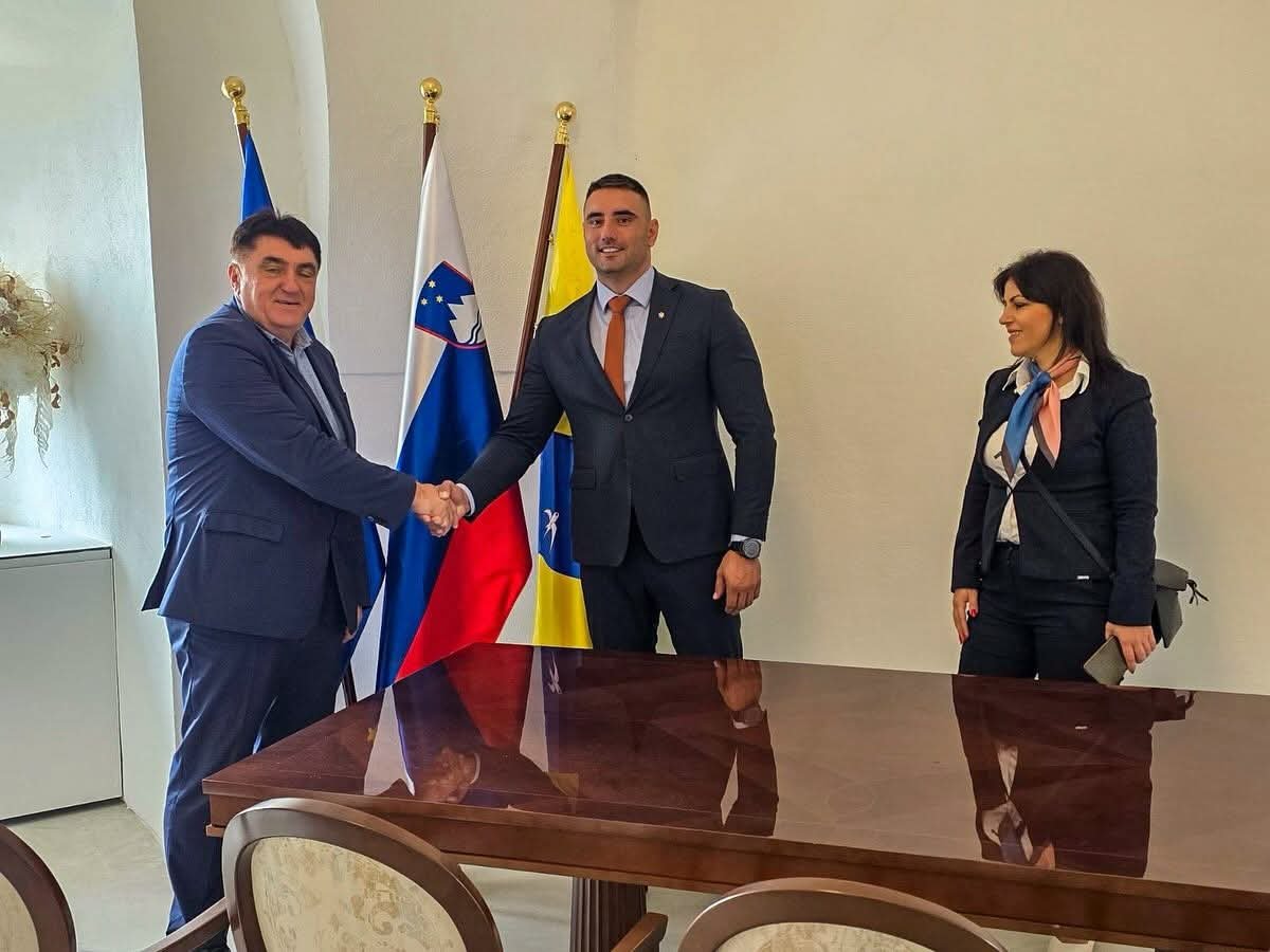 Delegacija Šavnika posjetila Sloveniju i grad Podčetrtek