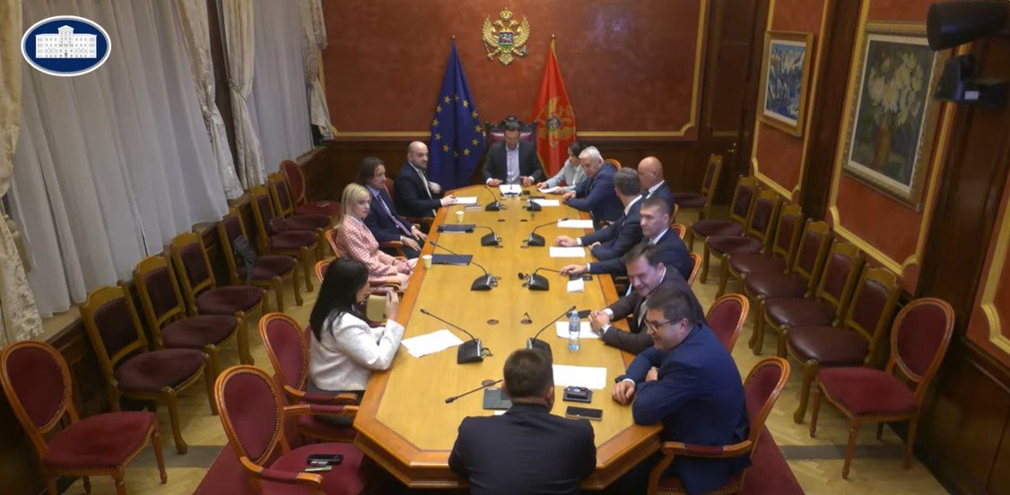 Hoće li poslanici odbraniti pravosuđe od „uglednih“ pravnika?