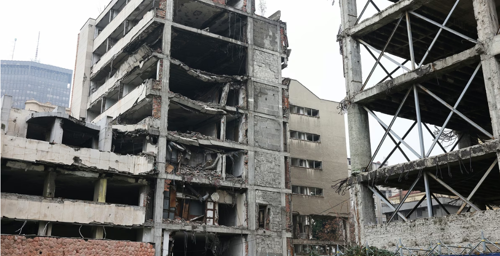 Korijere dela Sera: Trampova kula u Beogradu – biznis i politika na ruševinama simbola Srbije