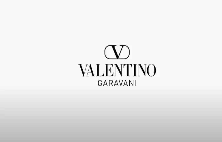 Da li znate čiju Valentino torbu nosite