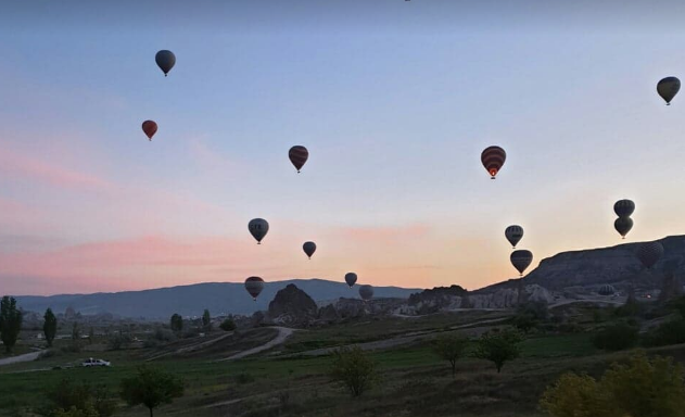 Kapadokija: Grad mistike, šarenih balona i rijetkih prirodnih fenomena