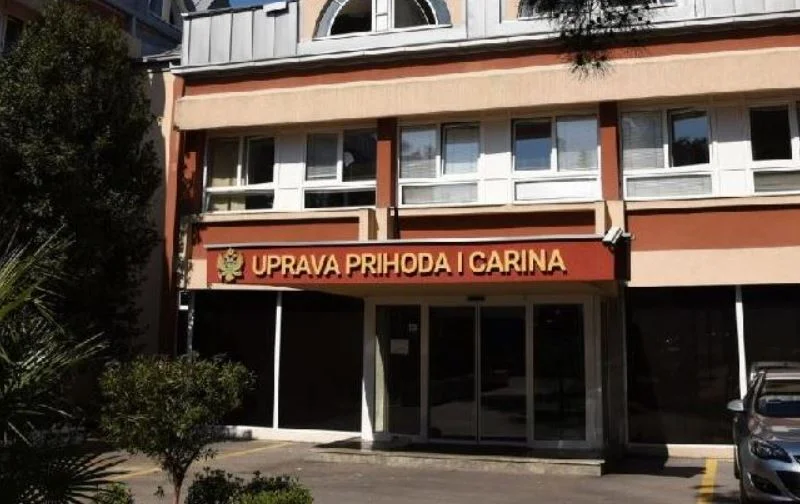 UPC: Nije propisana zabrana uvoza građevinskog materijala, akt pojašnjenja u kojim slučajevima se roba može staviti u slobodan promet upućen carinarnicama