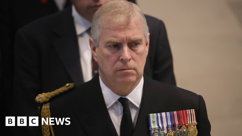 Britanski princ Endru se odrekao svih titula