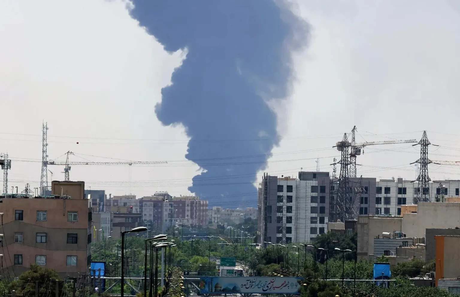 Iran prvi put lansirao ultratešku raketu srednjeg dometa, Izrael cilja skladišta