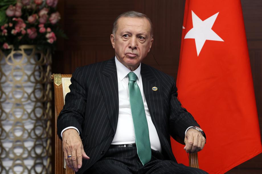 Erdogan predložio raspisivanje referenduma o nošenju hidžaba